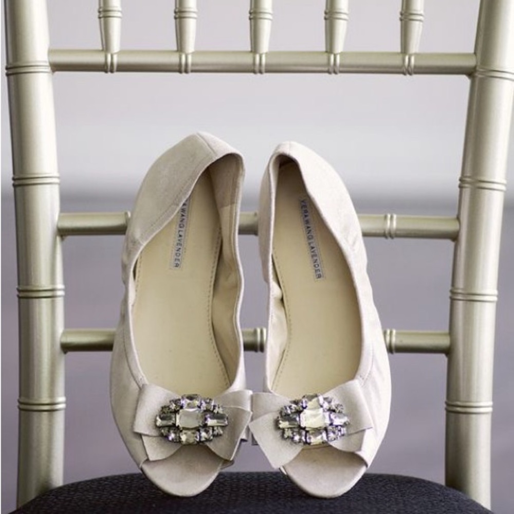 NIB Vera Wang leather peep toe ballet flats crystal embellishment 11 NEW HTF!